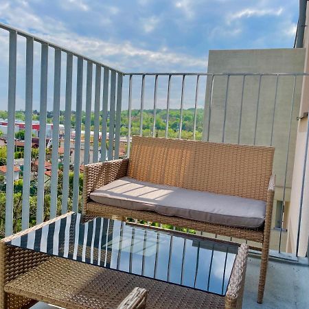 55 M2 Stylish Apartment With Balcony & Parking เวียนนา ภายนอก รูปภาพ