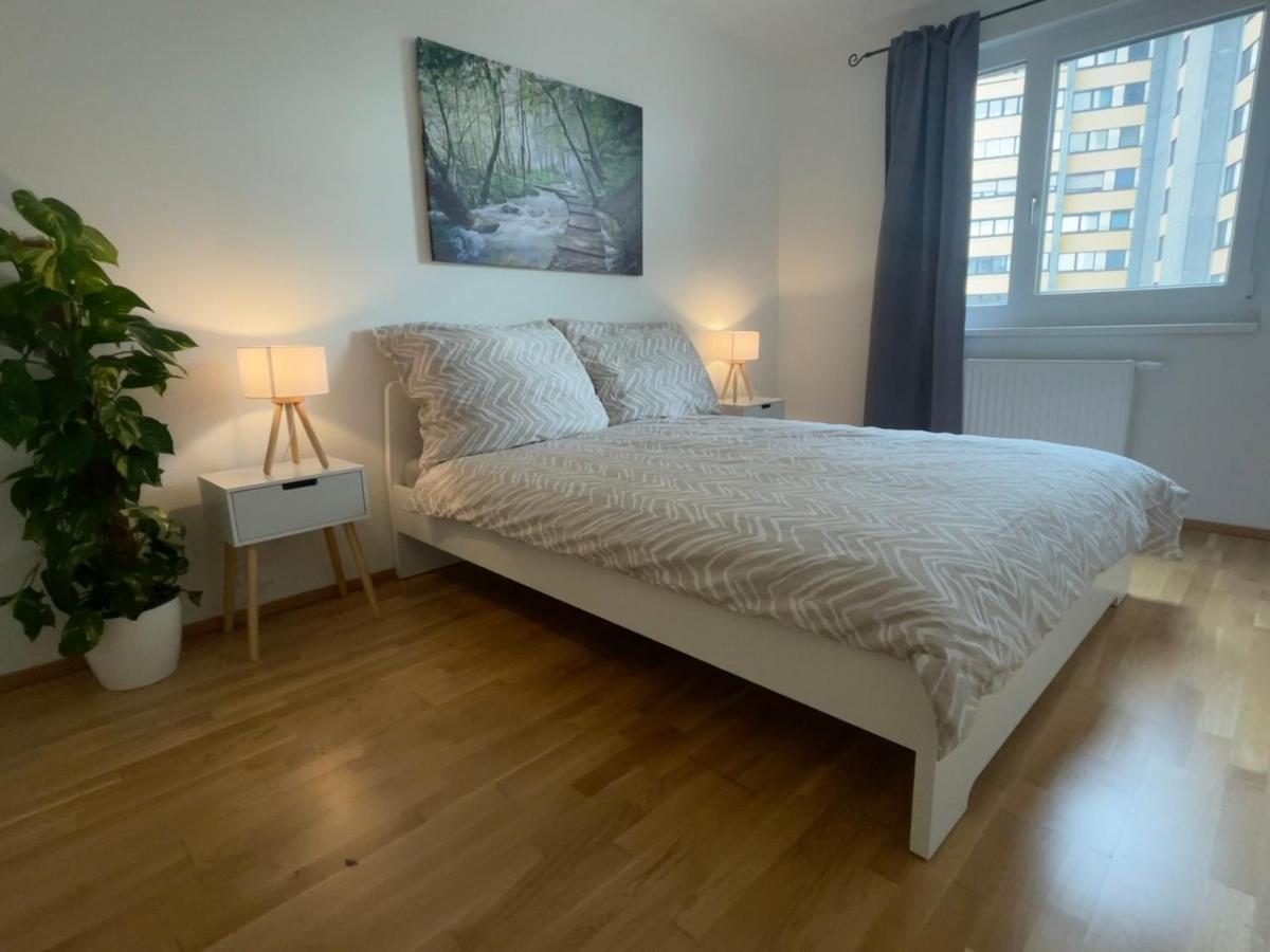 55 M2 Stylish Apartment With Balcony & Parking เวียนนา ภายนอก รูปภาพ