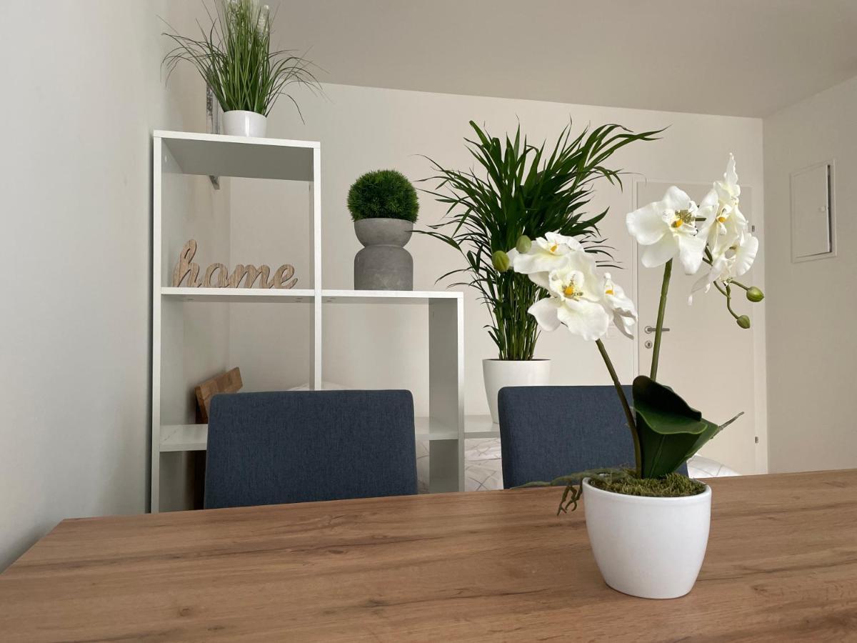 55 M2 Stylish Apartment With Balcony & Parking เวียนนา ภายนอก รูปภาพ