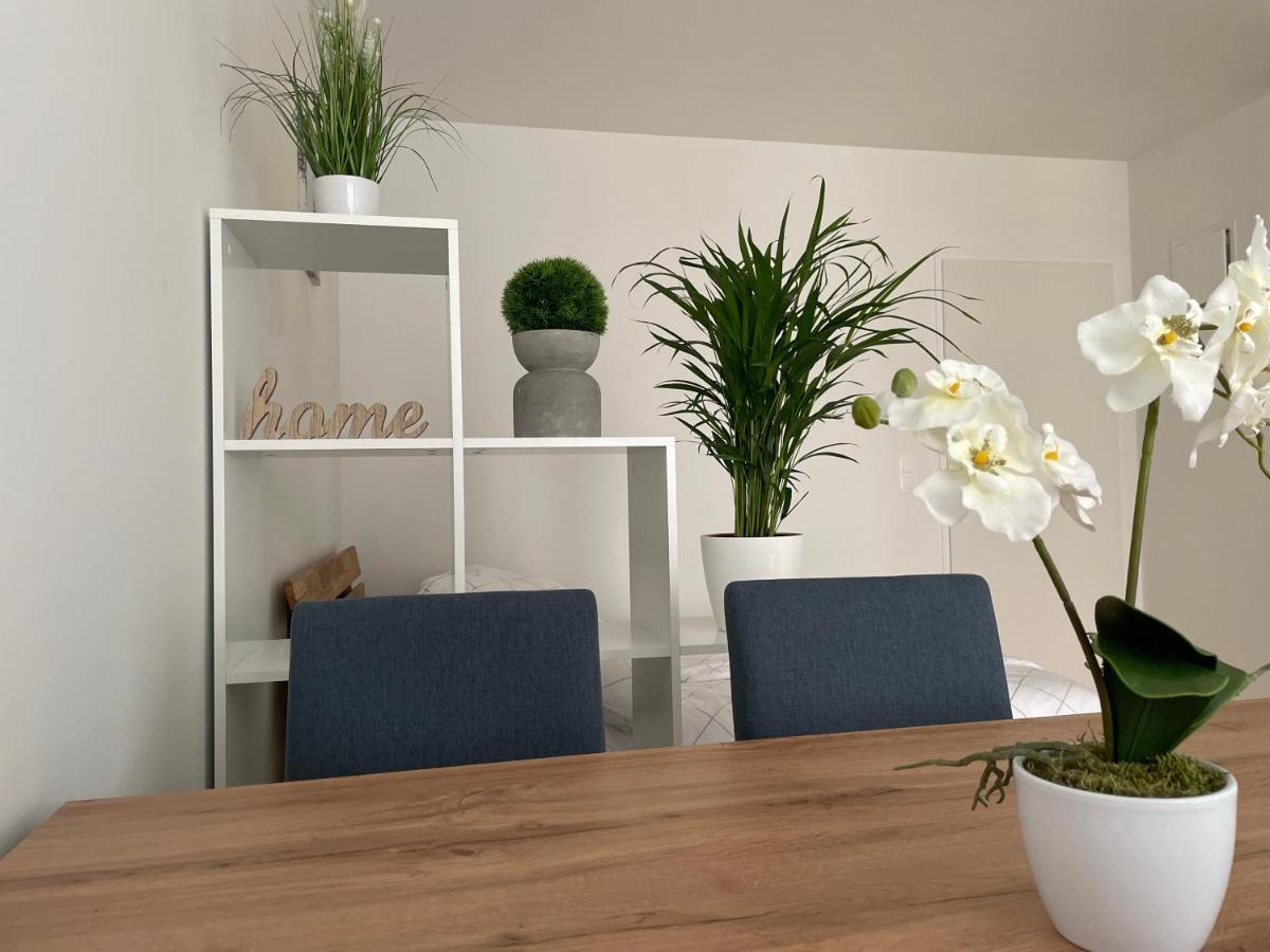 55 M2 Stylish Apartment With Balcony & Parking เวียนนา ภายนอก รูปภาพ