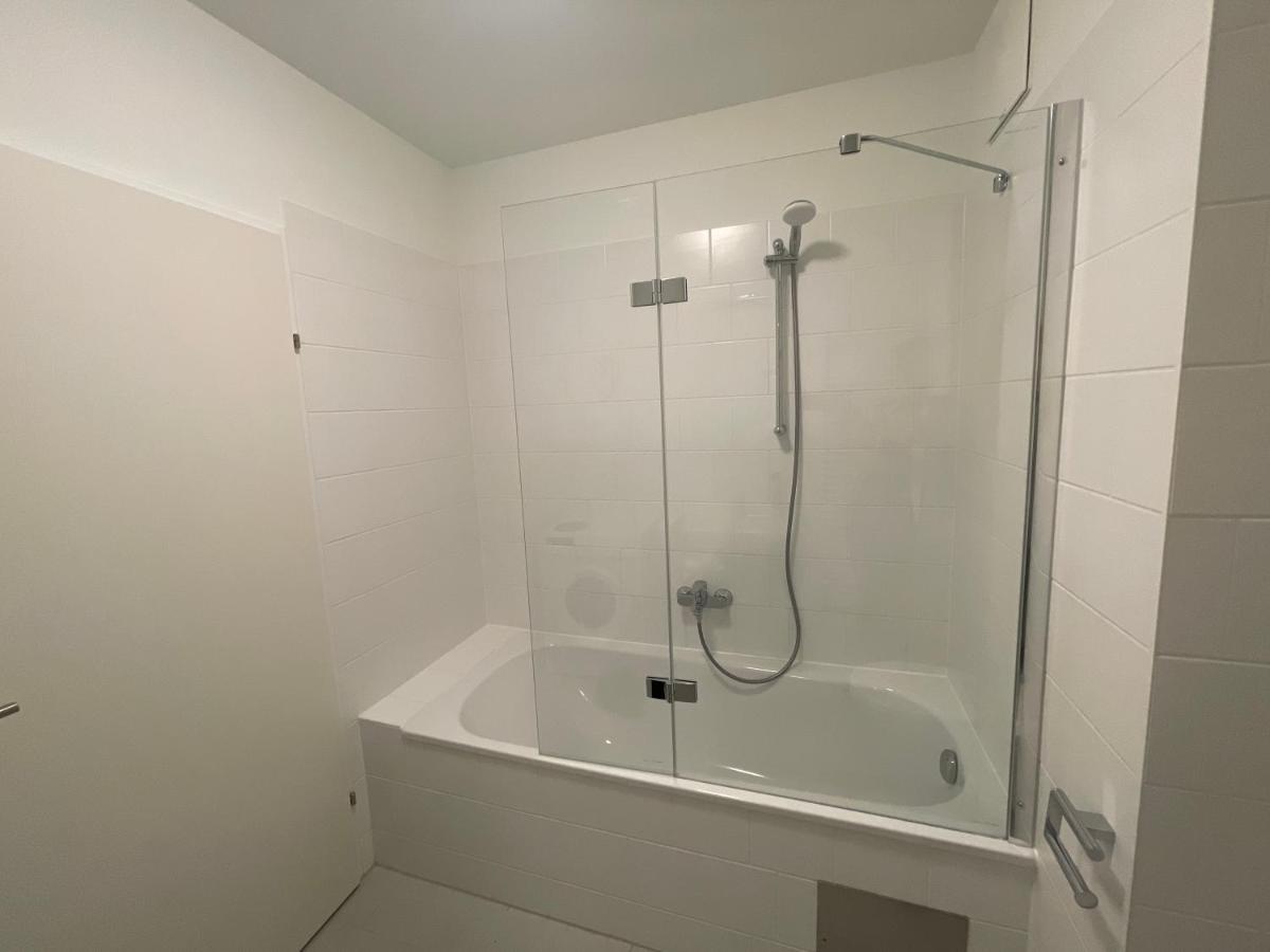 55 M2 Stylish Apartment With Balcony & Parking เวียนนา ภายนอก รูปภาพ
